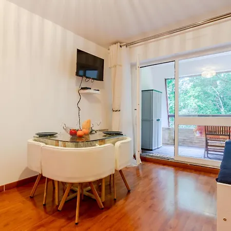 Studio Les Flots Bleus-11 By Interhome * Trouville-sur-Mer